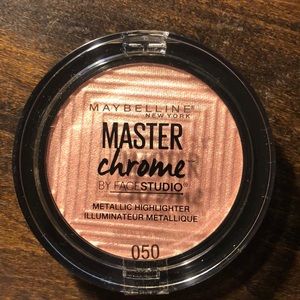 Maybelline Master Chrome metallic highlighter